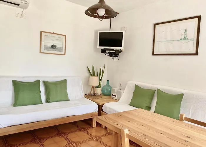 Apartamentos Laura Playa De Migjorn